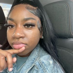 Meet your Posher, Keyani